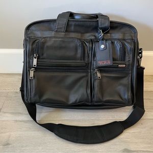 Tumi Black Leather Briefcase Laptop Bag